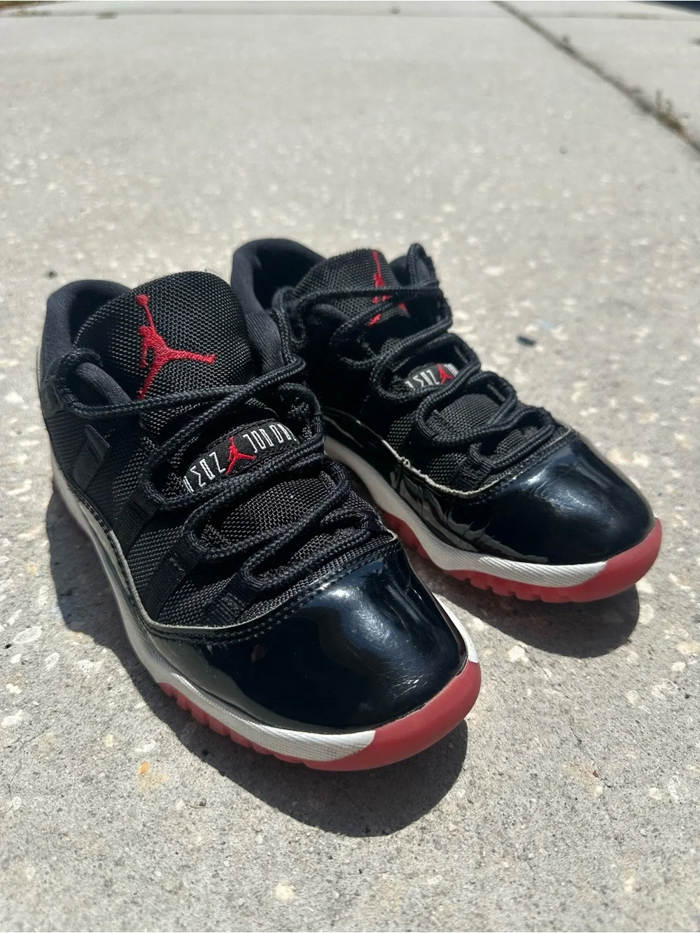 Nike Boys Air Jordan 11 FV5116-006 Black Leather Lace-Up Sneakers Size 2.5Y